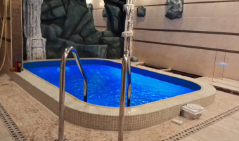 Полипропиленовый бассейн Сорренто Classic 1 с римской лестницей